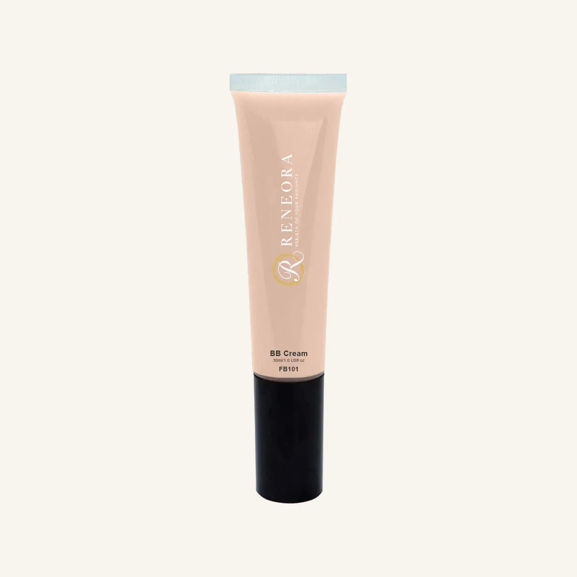 BB Cream Pearly FB101 on an ivory background