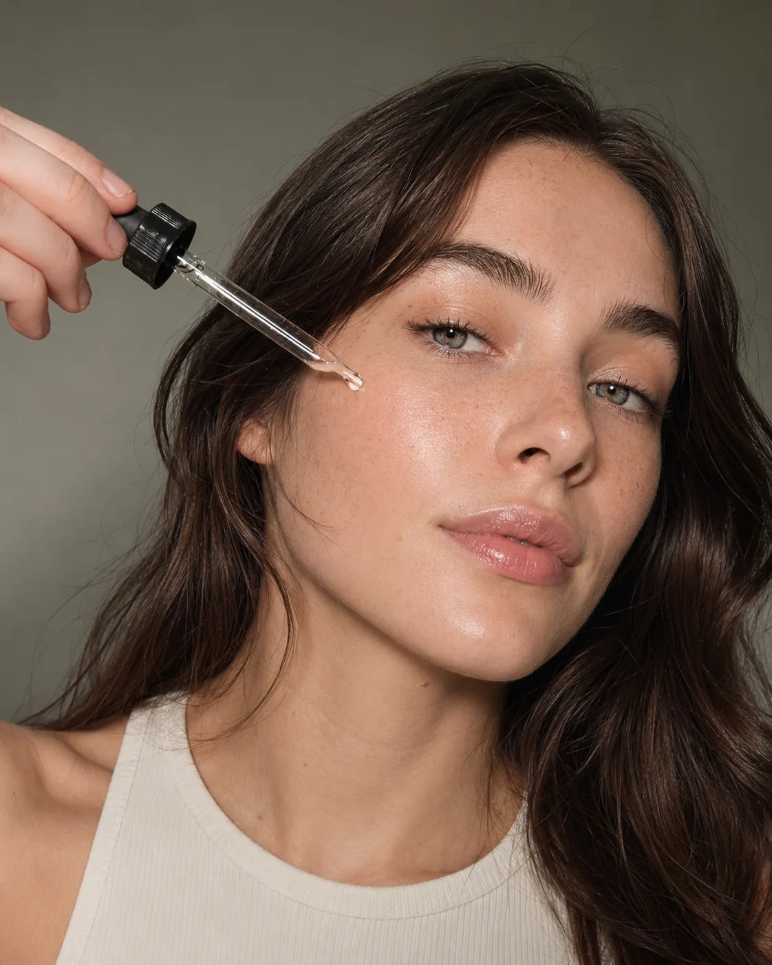 Application of Hyaluronic Acid Serum